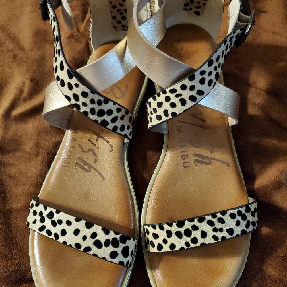 Women's sandals. Blowfish. Fun Leopard print, worn 3 times, good condition